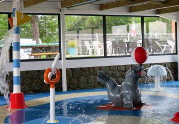 Camping Au Bois Du Cé, PUY DU FOU ®